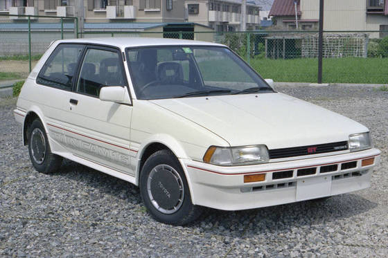 COROLLA FX