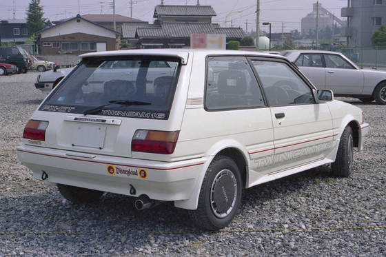 COROLLA FX