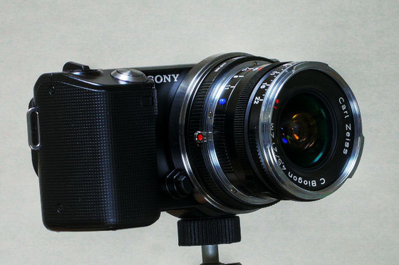 NEX-5 & C Biogon 4.5/21 ZM