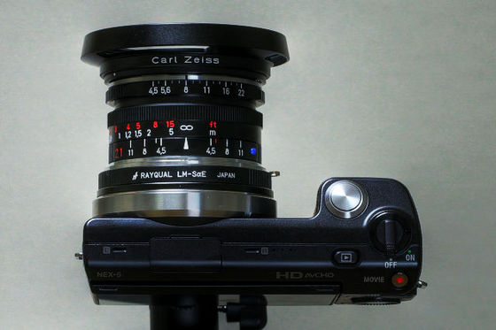 NEX-5 & C Biogon 4.5/21 ZM